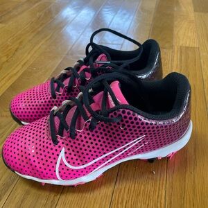 Nike Hyperdiamond 4 Keystone GG girls pink softball cleats 2.5